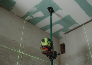 Meble i ściany z PCM – ukryta masa termiczna, która chłodzi mieszkanie i obniża rachunki